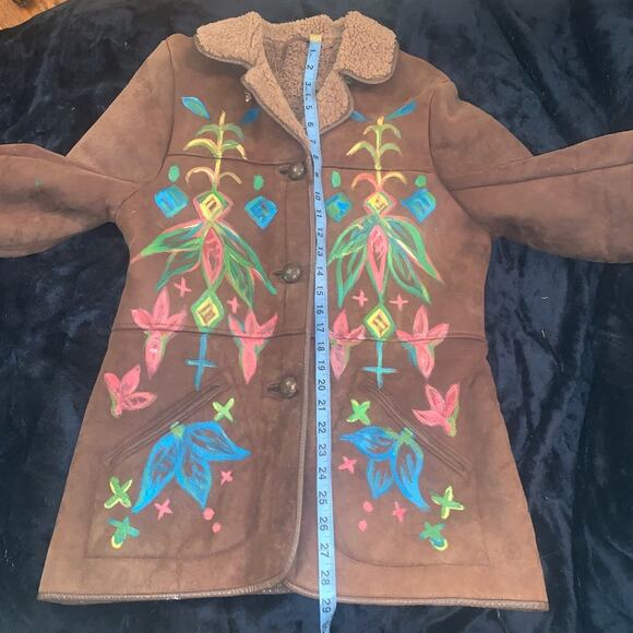 Unique VINTAGE 80's HANDPAINTED SHEEPSKIN SHEARLING Jacket from U.K. - Picture 8 of 10